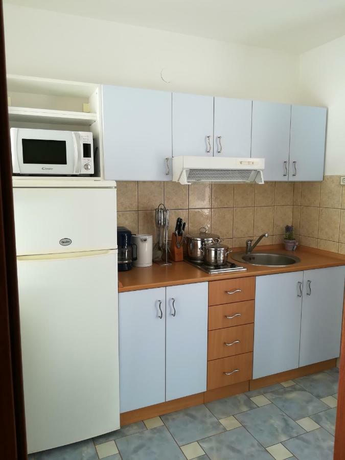 Apartments Kosec Vrsi Eksteriør bilde